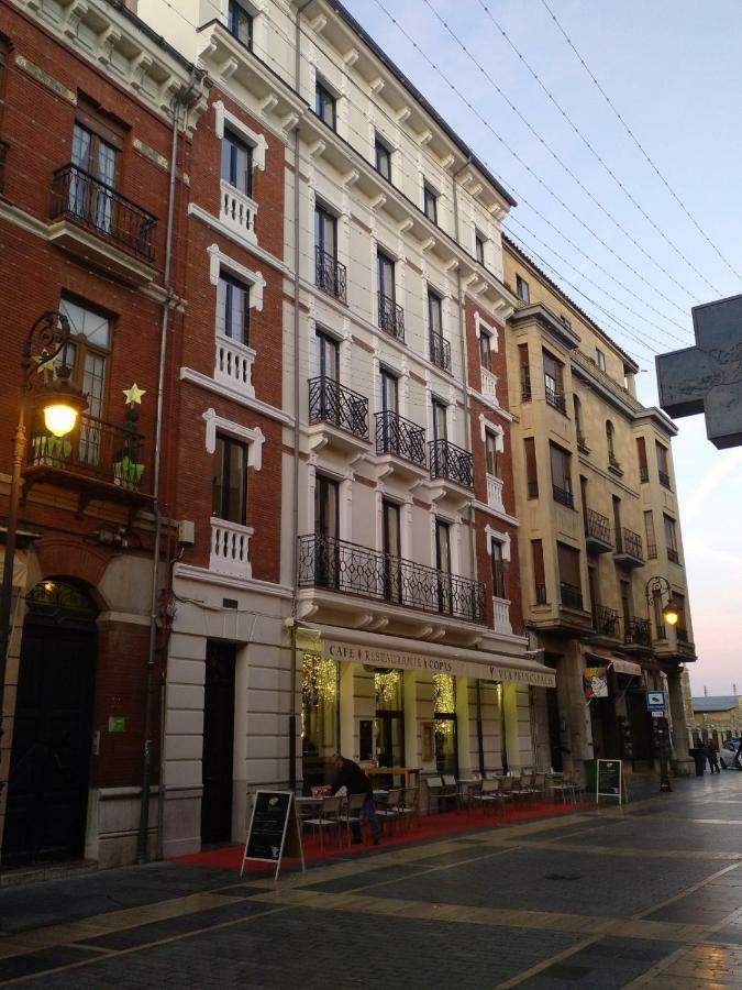 Principia Suites León Exteriör bild